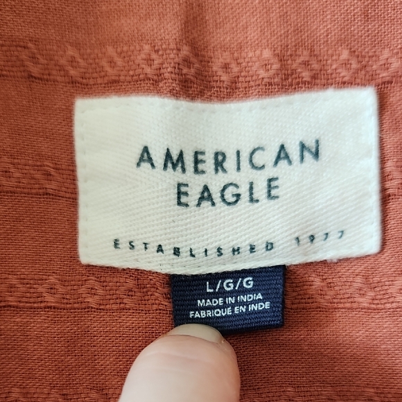 AE - NWOT Rust-Coral Perfect Button Up - L - Picture 2 of 4